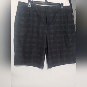 Mens Hang Ten Black Plaid Shorts 36 x 11